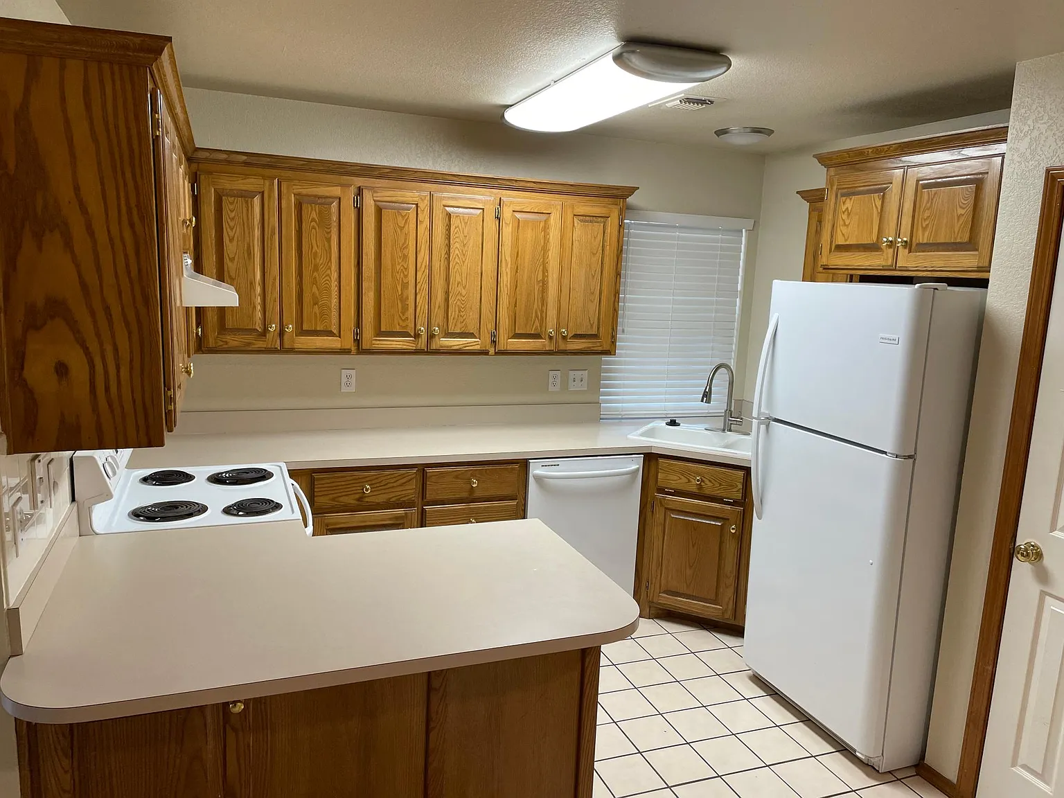 20 Windy Meadow Ln — Photo 4