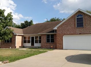 2290 W Heritage St, Bolivar, MO 65613