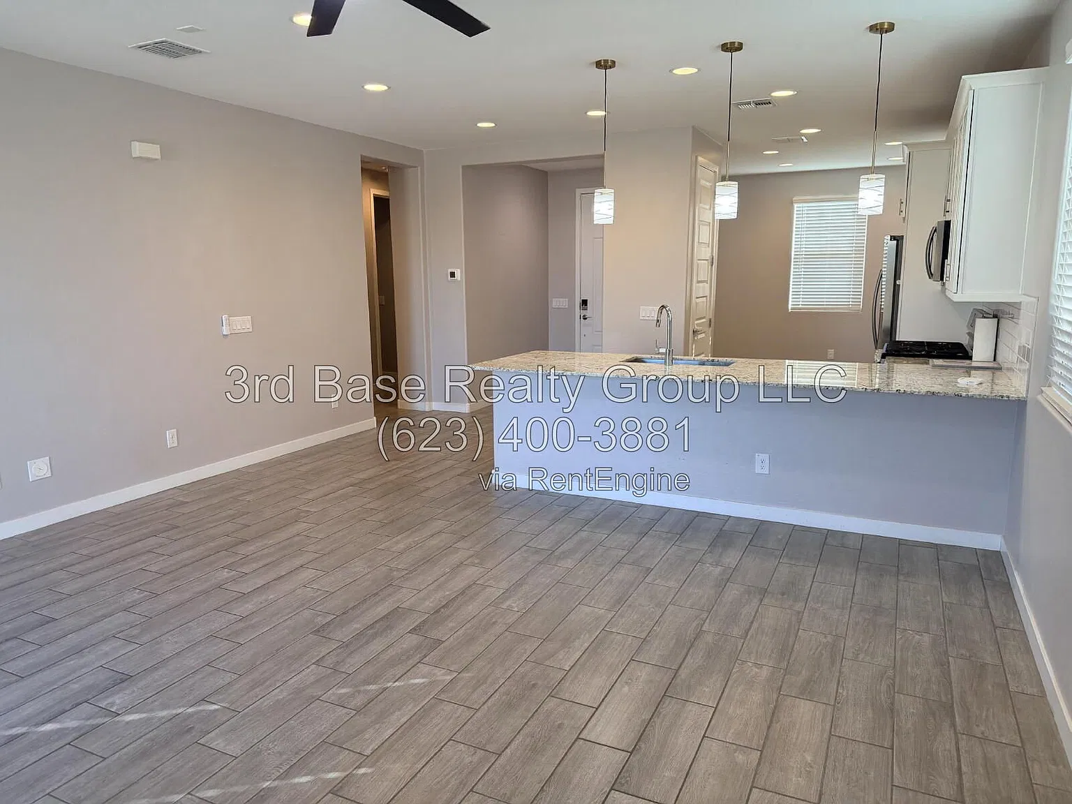 3 bed, 2.0 bath, 1399 sqft, $1,900 — Photo 4