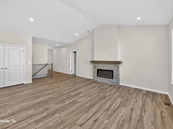 4003 SE 30th St, Ankeny, IA 50021