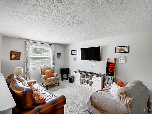 5th image of 431 Westgate Dr
