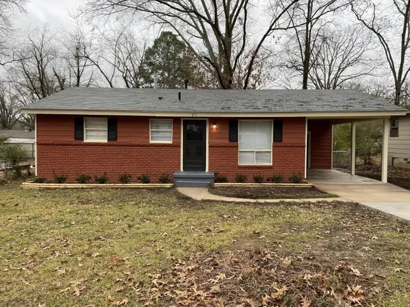 27 Rugby Dr, Little Rock, AR 72209