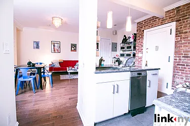 Rented by Link NY Realty