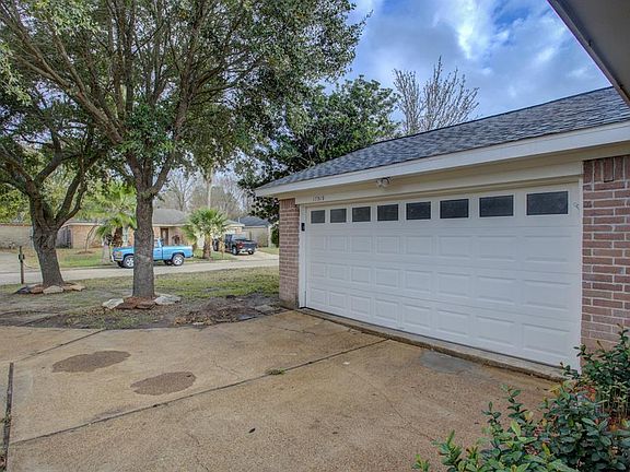3rd image of 17519 Sundrop Ln