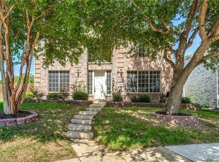 1685 Sparrow Ct, Lewisville, TX 75077