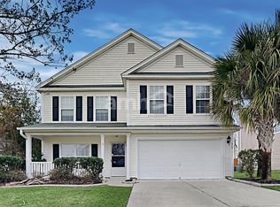 513 Evening Shade Dr, Moncks Corner, SC 29461