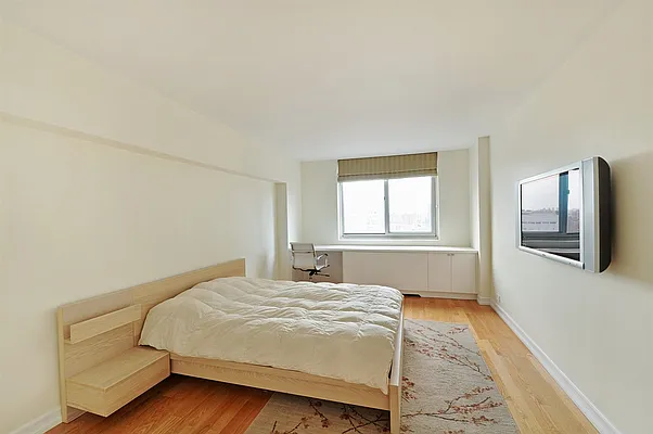 Sold by Corcoran | media 4