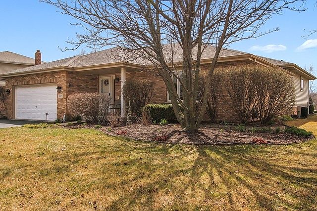 1st image of 887 Spinnaker Dr