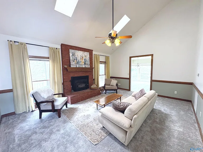 1319 Chesterfield Rd SE — Photo 14