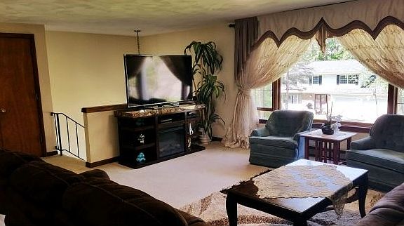 2nd image of 4228 Drexel Dr