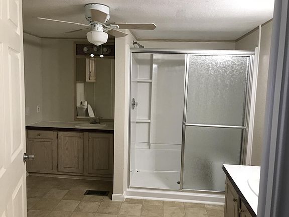 4th image of 3516 Evergreen Dr