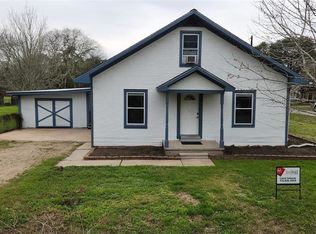 302 Ella St, East Bernard, TX 77435
