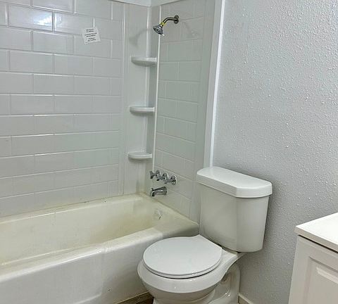 5th image of 8806 Redfield Ln #118