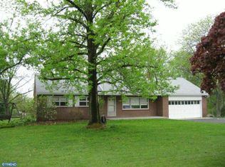 2187 Perkiomenville Rd, Harleysville, PA 19438