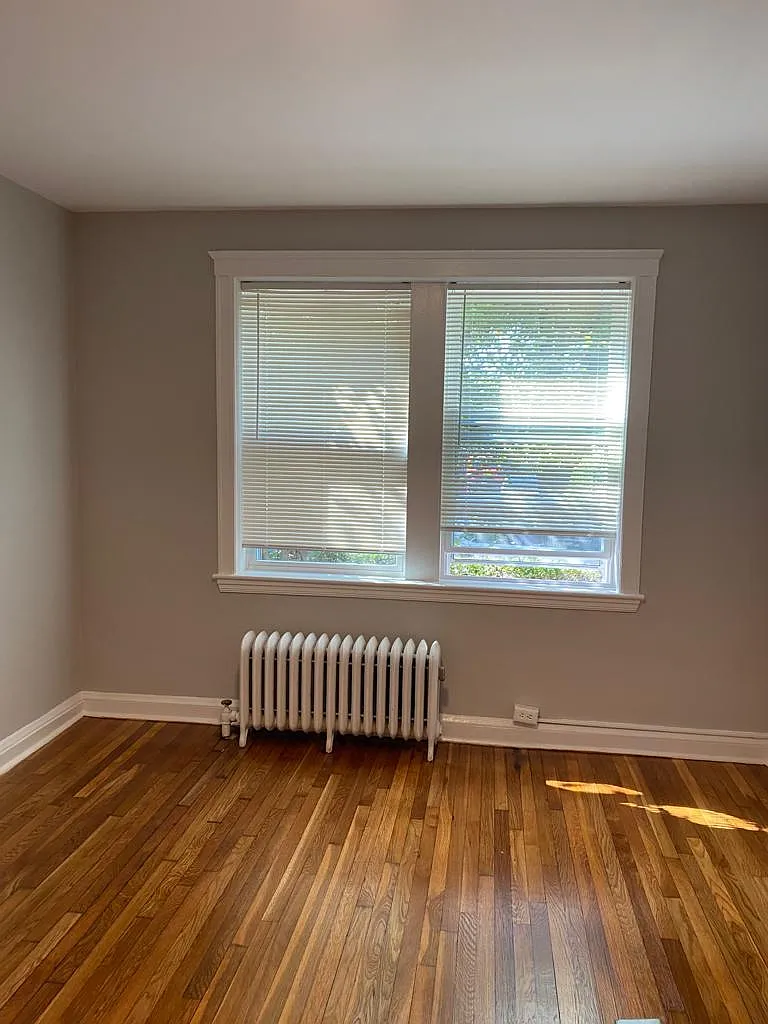 2 bed, 639 sqft, $3,050 — Photo 3
