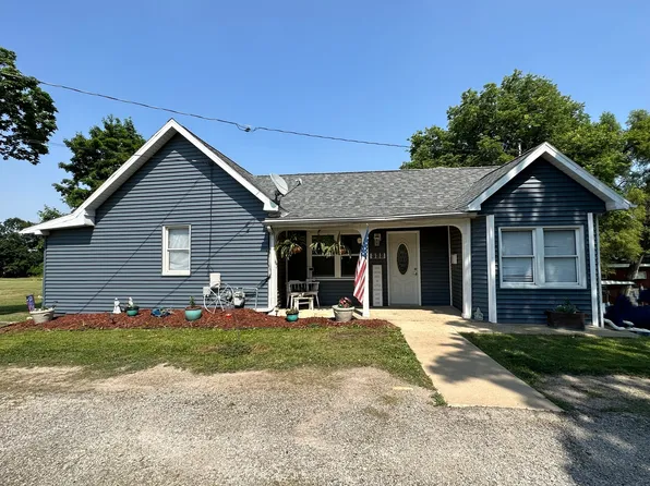322 Magnal Ave, Oglesby, IL 61348
