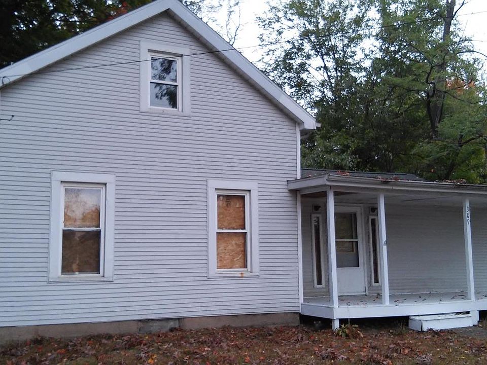 1st image of 309 W Railroad St