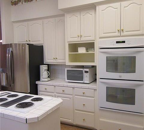 5th image of 38 Lytle Place Dr