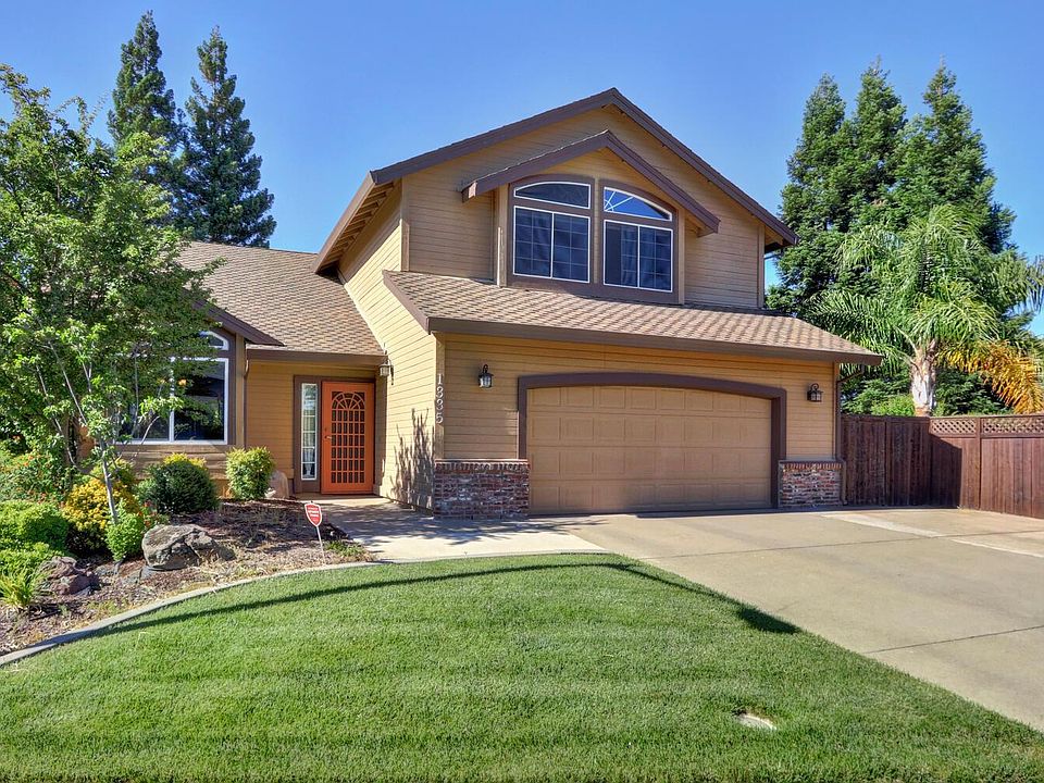 1st image of 1335 Harrison Dr