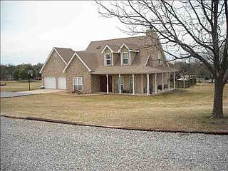 5th image of 43423 Birchwood Dr