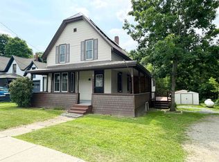 82 Maple St, Newport, VT 05855