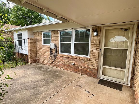2nd image of 324 W Michael Dr