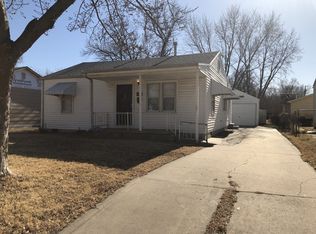 2307 W Irving St, Wichita, KS 67213