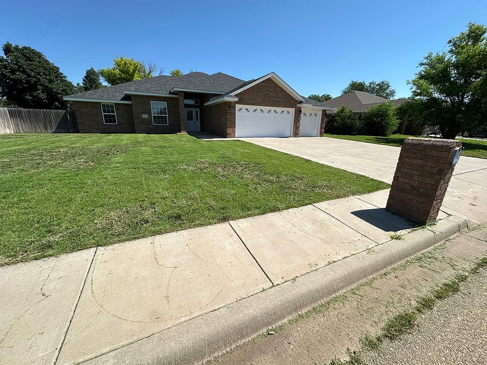 1st image of 2204 Jadyn Ln