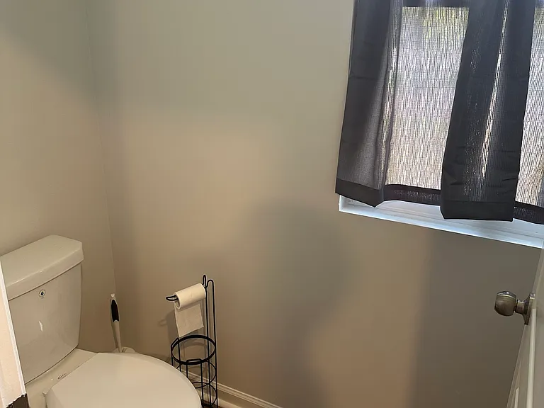 256 Agrarian Ave — Photo 9
