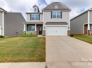 1617 Savory Ln, Charlotte, NC 28216
