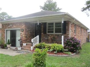 1421 Chestnut Ave, Chesapeake, VA 23325