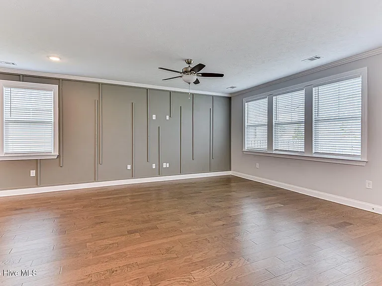 3153 Wayne Dr — Photo 14