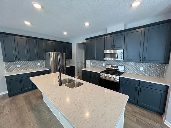 5th image of 10058 32nd St NE #10064-1007