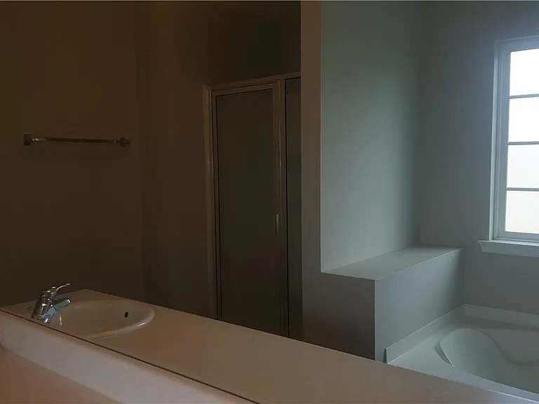 37 Wesleyan Dr — Photo 13