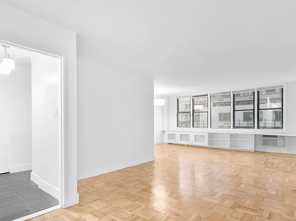 500a East 87th Street image 1 of 18