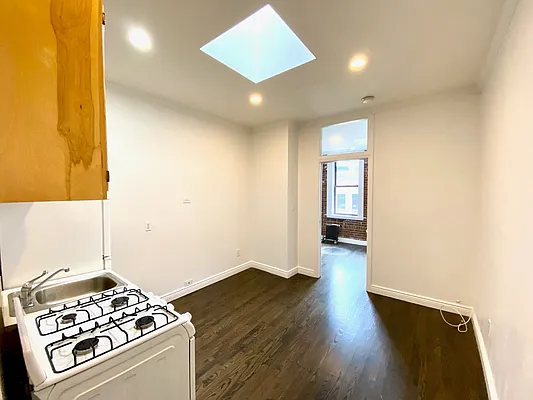 Rented by Douglas Elliman | media 13