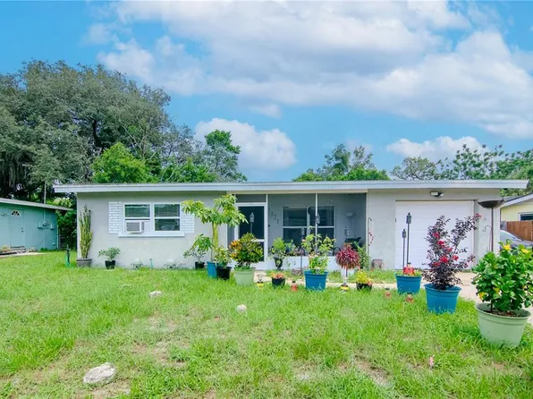 5521 Forest Hills Dr, Holiday, FL 34690