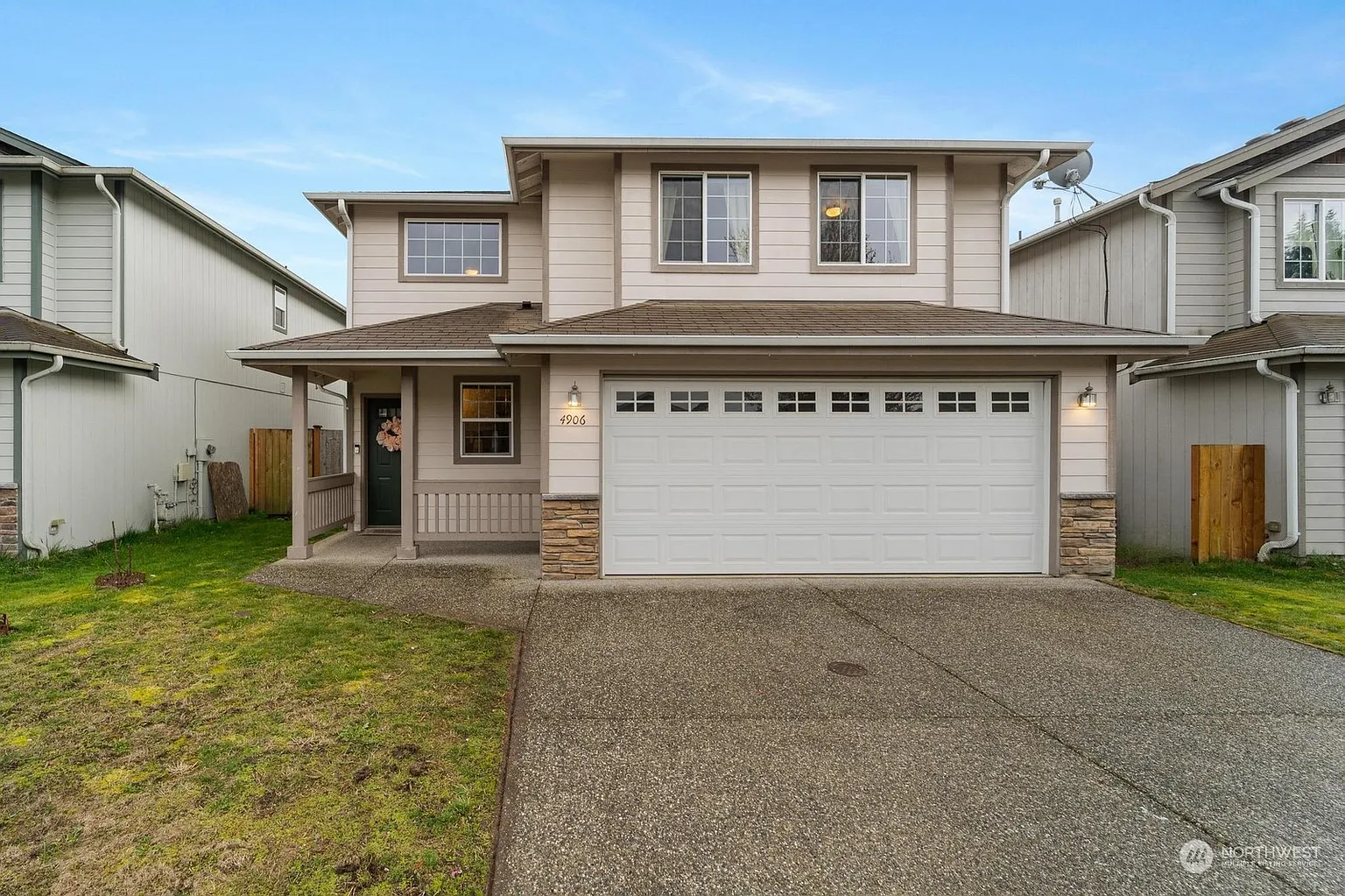 4906 104th Place NE photo 1