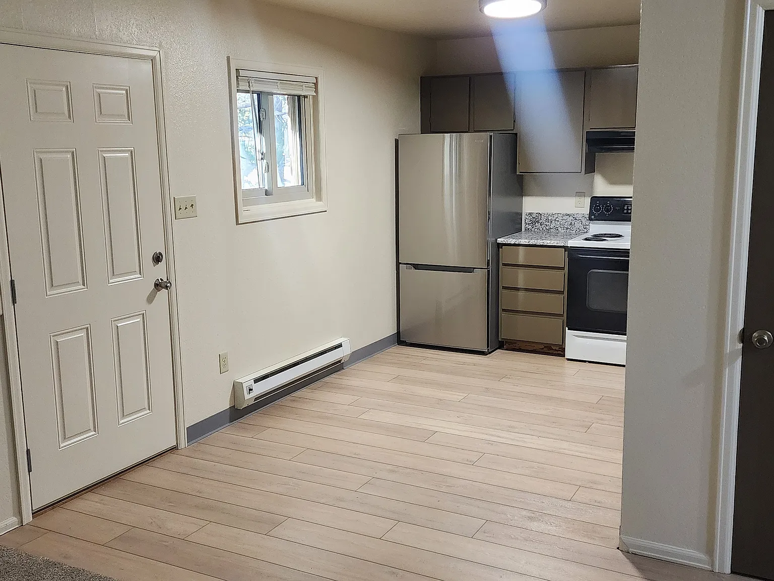 541L Eastview St, Cheyenne — Photo 2