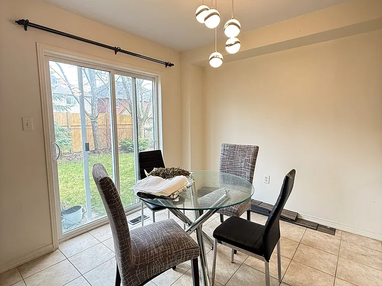 181 Norland Cir — Photo 3
