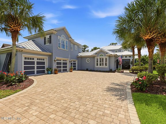 4th image of 286 VALE Drive