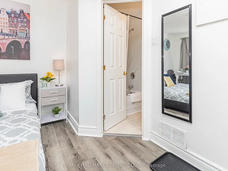 456 Bronson Ave #3 — Photo 12