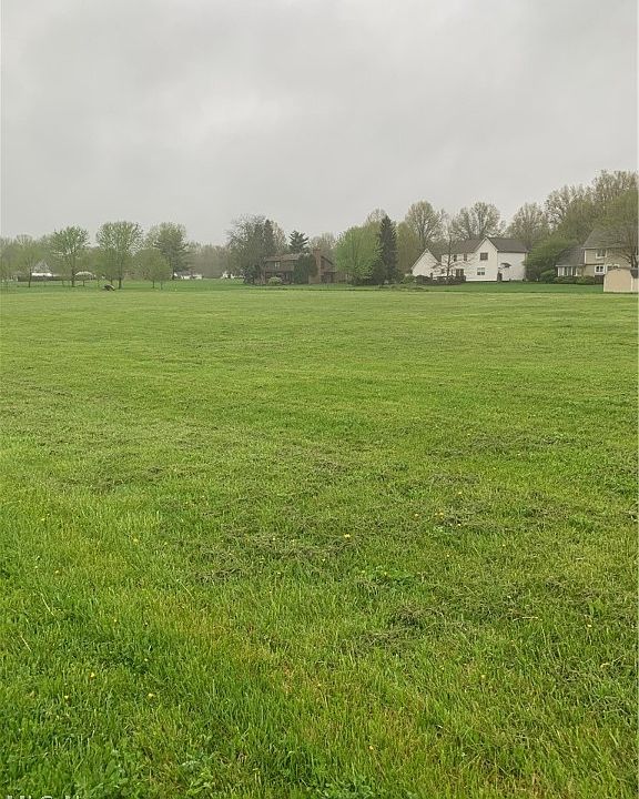 1st image of Oak Hollow Dr