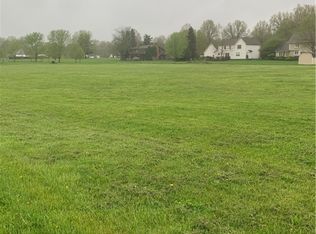 Oak Hollow Dr, Warren, OH 44481