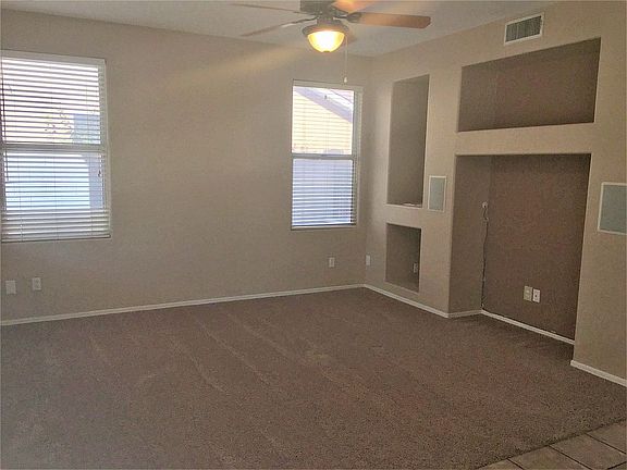 Family Room w/Surround Sound