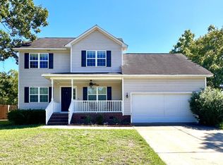 4425 Scenic Pines Dr, Hope Mills, NC 28348