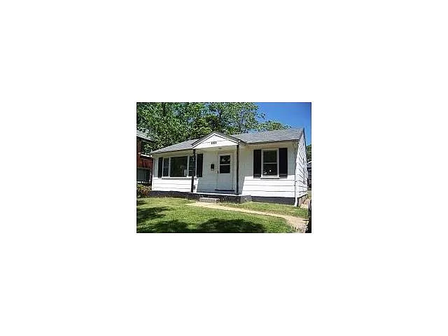 6561 Plymouth Ave photo 1