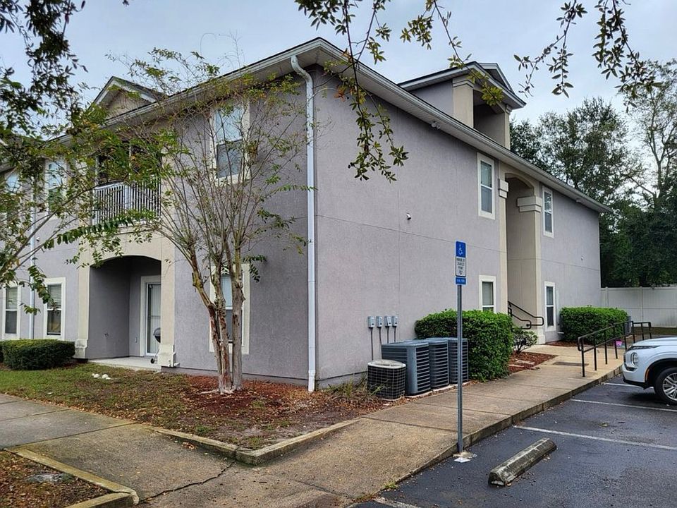 1st image of 5051 Playpen Dr Unit 10
