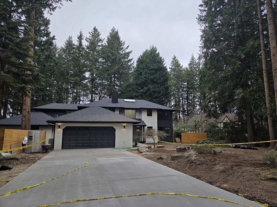 1st image of 15708 NE 6th St