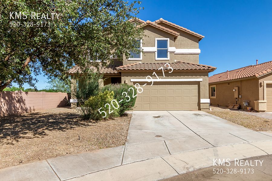 1st image of 817 E Cottonwood Canyon Pl
